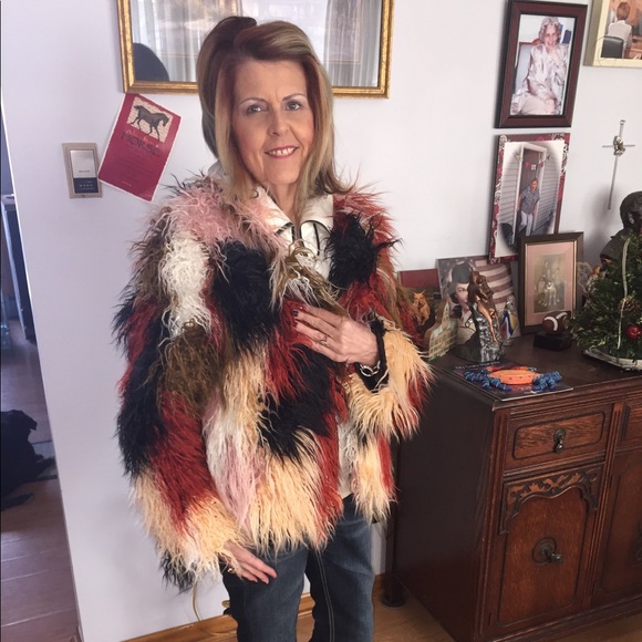 Romeo & Juliet Couture Jackets & Blazers - 🎉HP Hey Babe, Take A Walk on the Wild Side...HP🎉